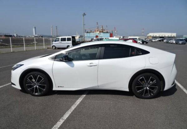 2024 TOYOTA Prius hybrid G 6AA-MXWH65