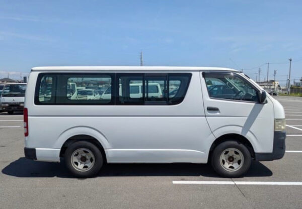 TOYOTA Hiace van