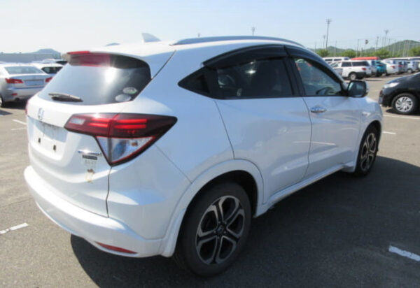 2016 HONDA vezel hybrid Z