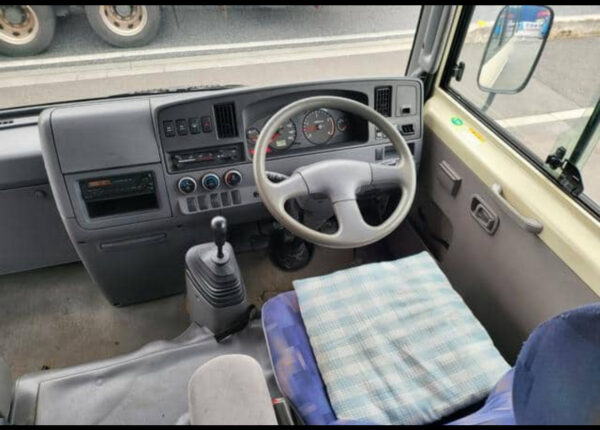2005 NISSAN civilian Bus