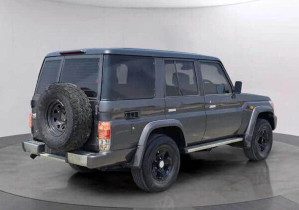 2011 TOYOTA land cruiser hard top